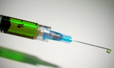 Gospodarka ruszy, gdy szczepionka znajdzie się w powszechnym użyciu